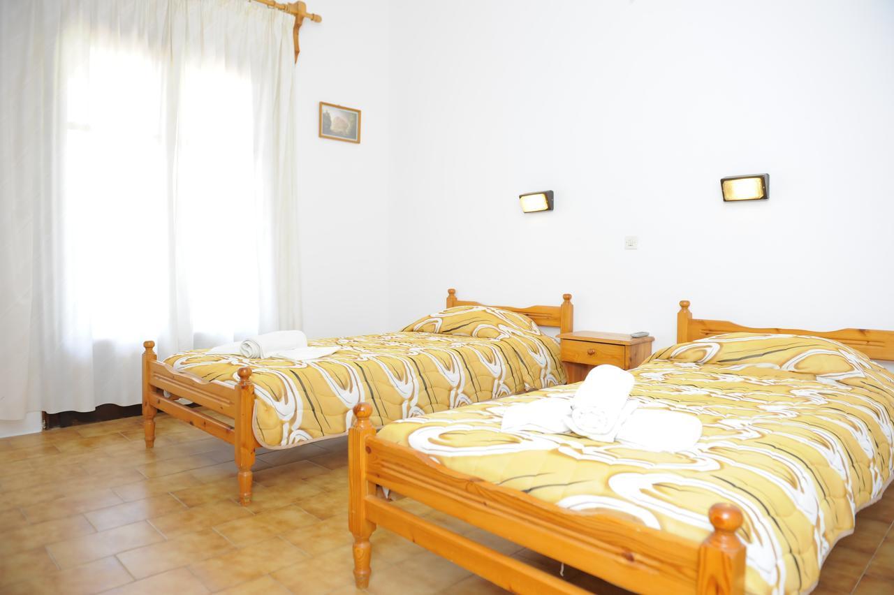 Camelia Studios Szkiáthosz Kültér fotó